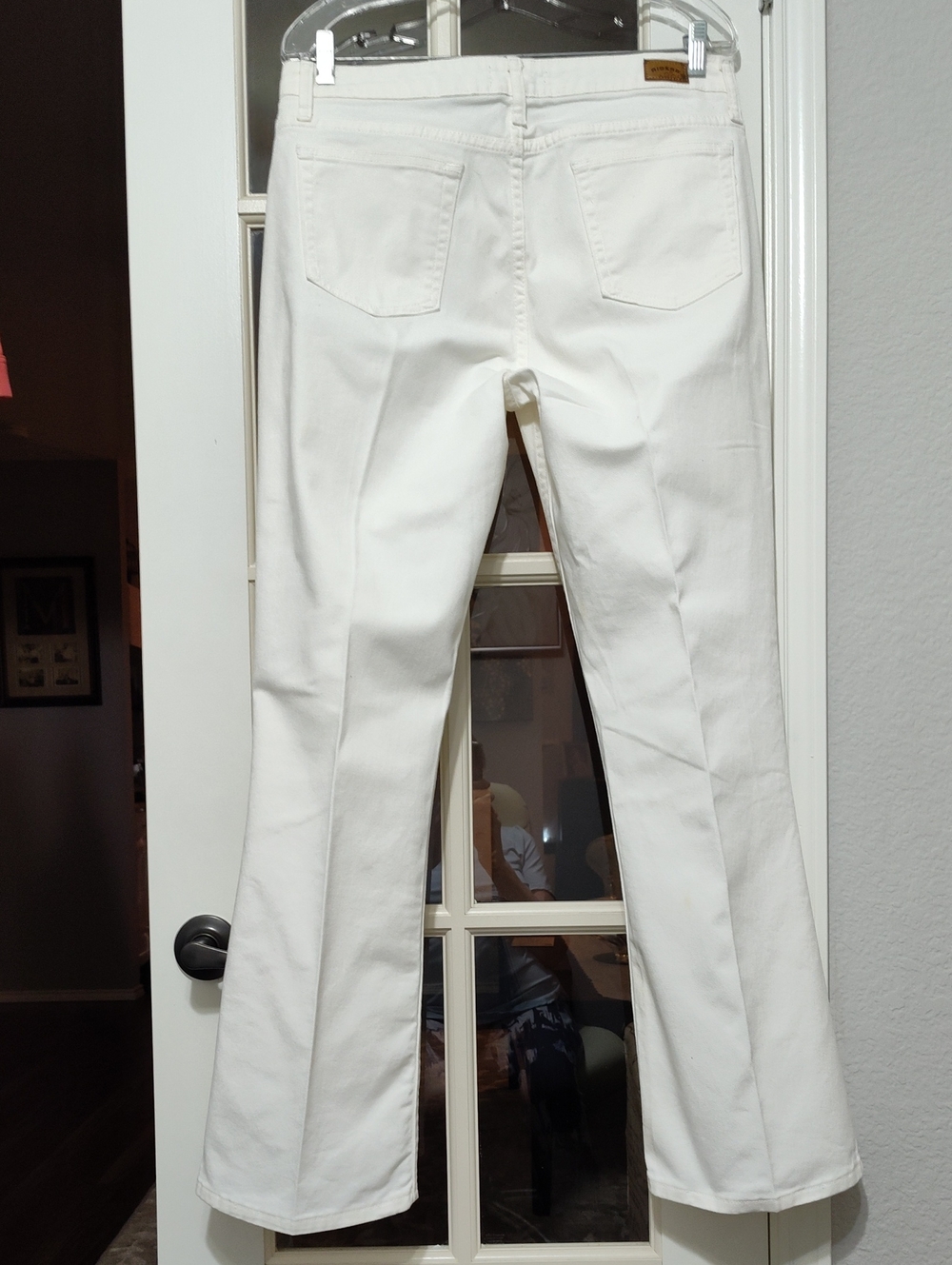 Lee Riders White Boot Cut Jeans, 5-Pocket Styling, Size 12M - Picture 6 of 10